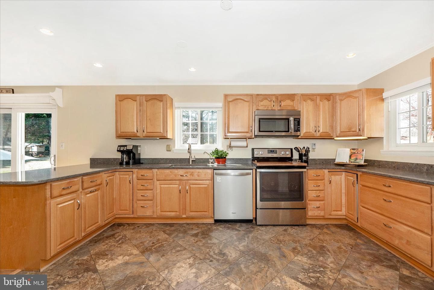 2726 Loch Haven Drive photo 4