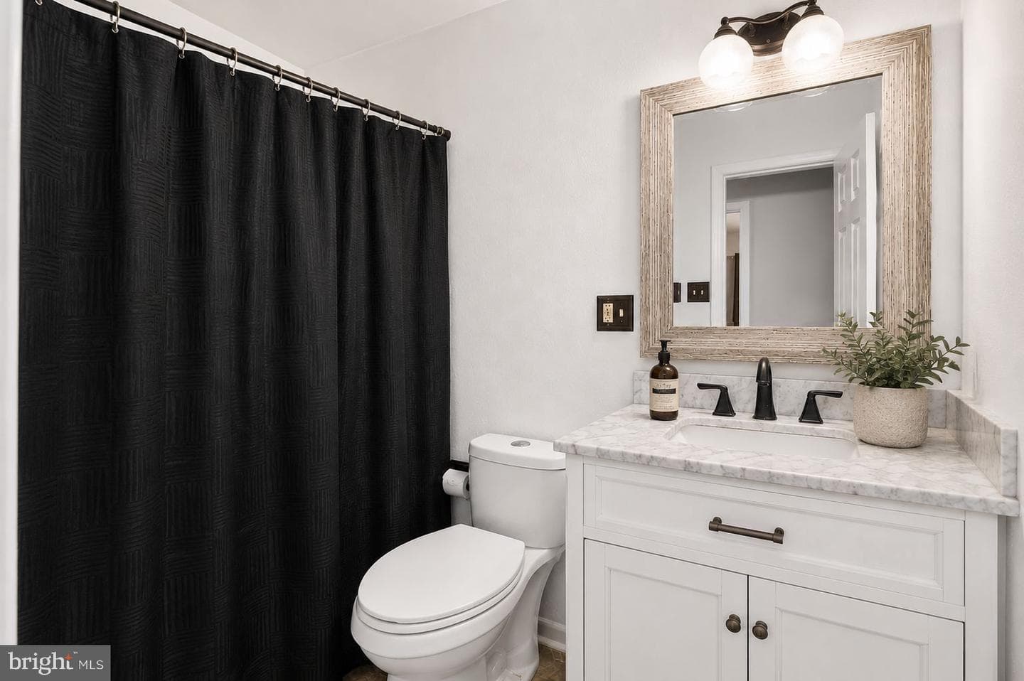 33 Fox Rock Drive photo 15