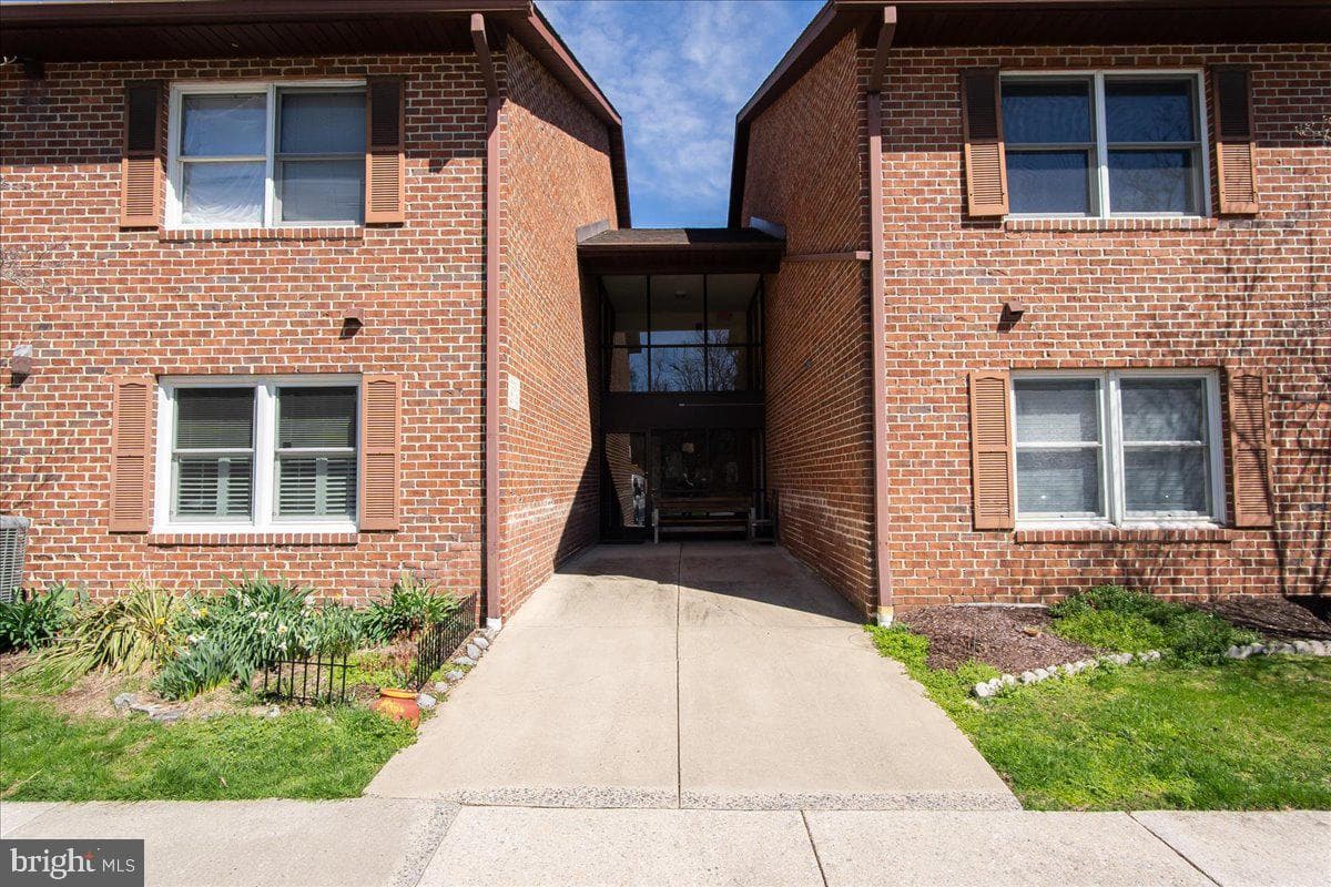 11920 Liberty Road #205a photo 19
