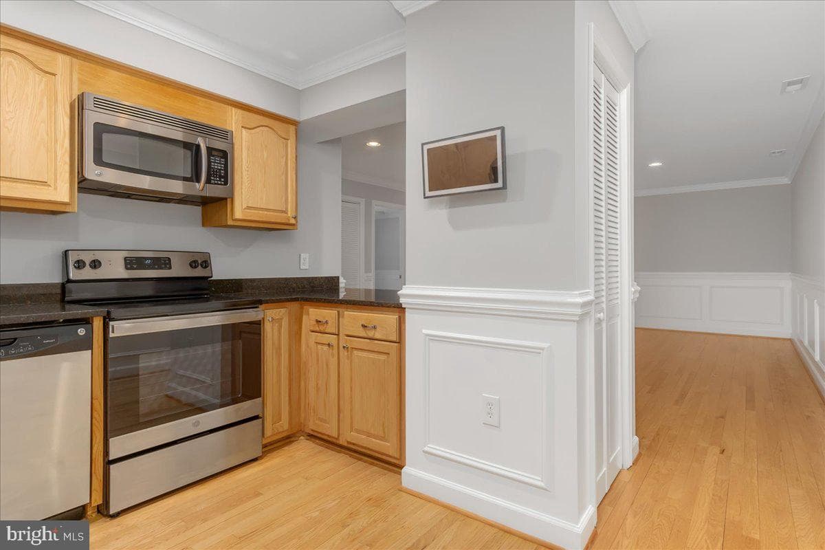 11920 Liberty Road #205a photo 3