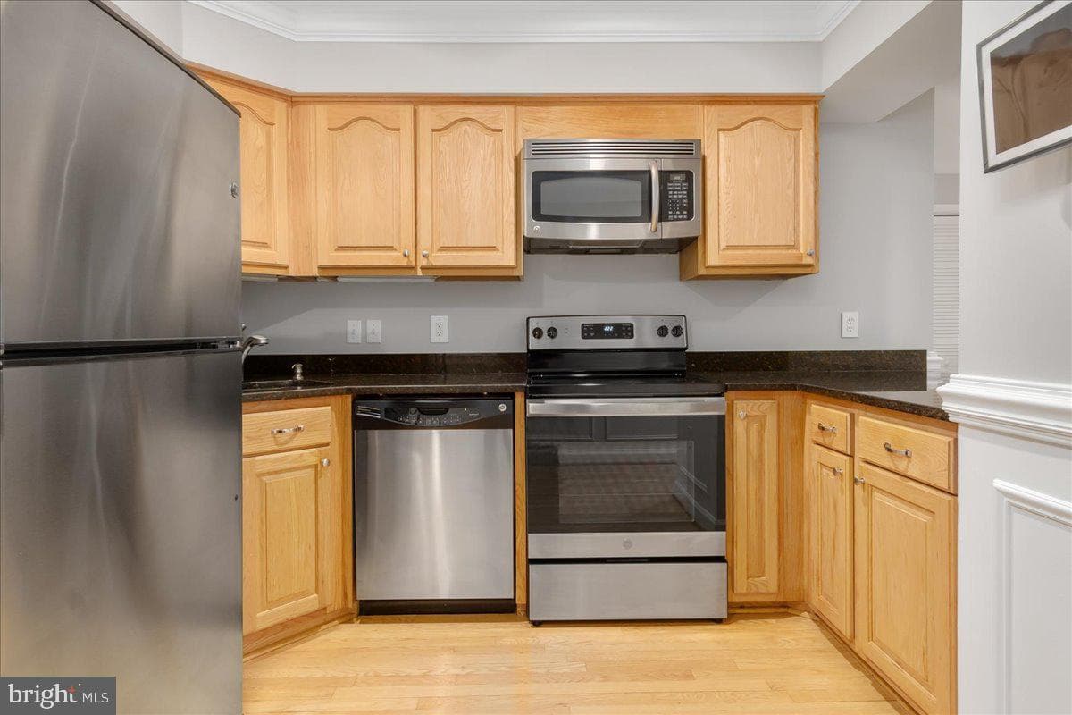 11920 Liberty Road #205a photo 4