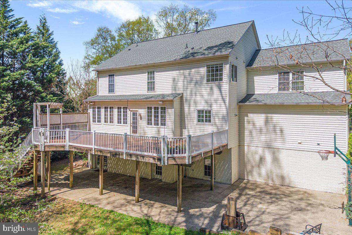 3231 Winmoor Drive photo 43
