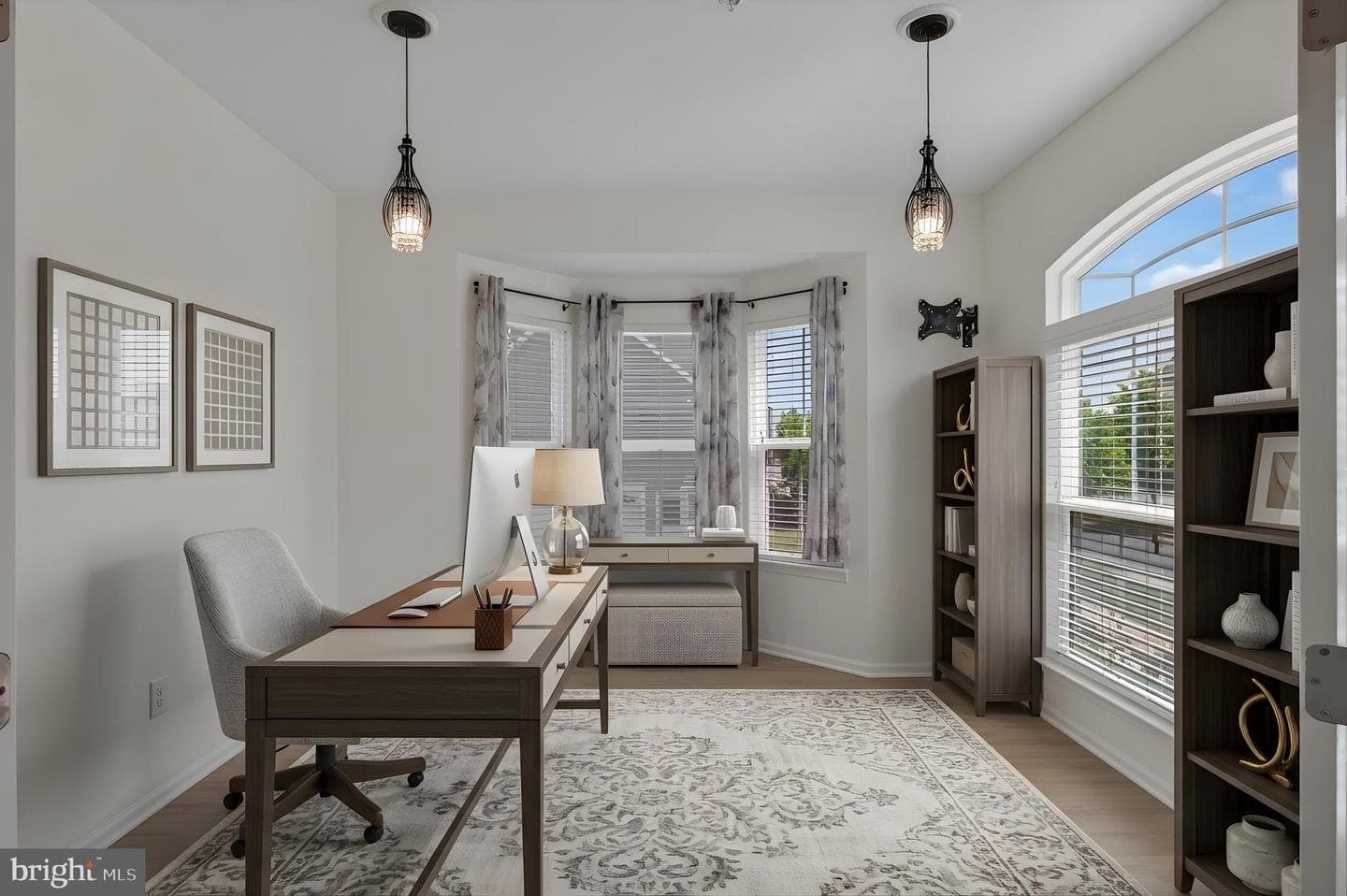 1423 Village Green Way photo 11