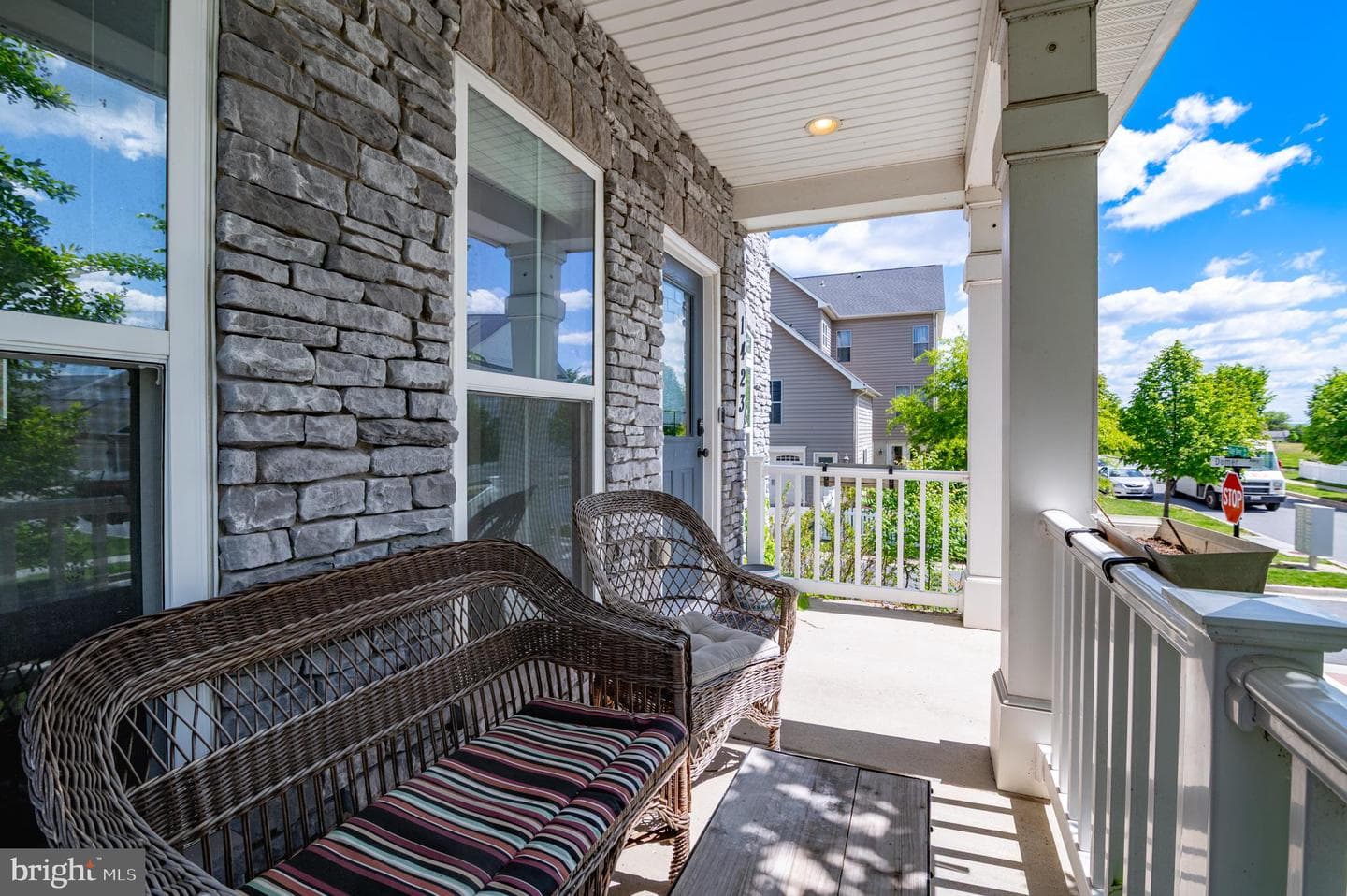 1423 Village Green Way photo 4