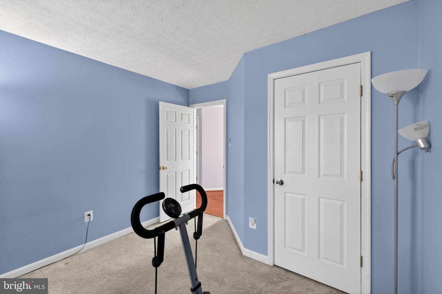 611 Hunting Ridge Drive photo 26