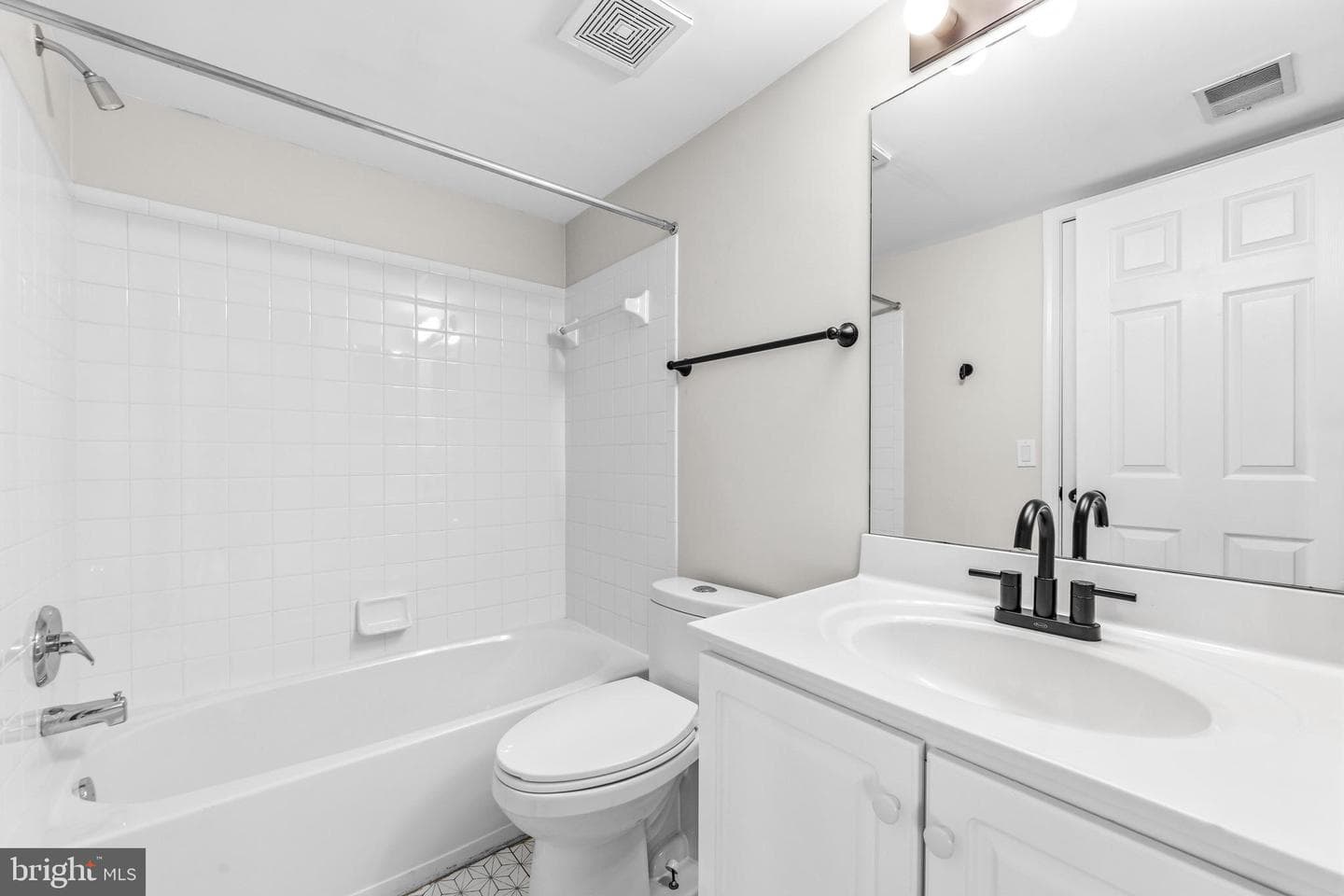 6956 Fair Lane photo 43