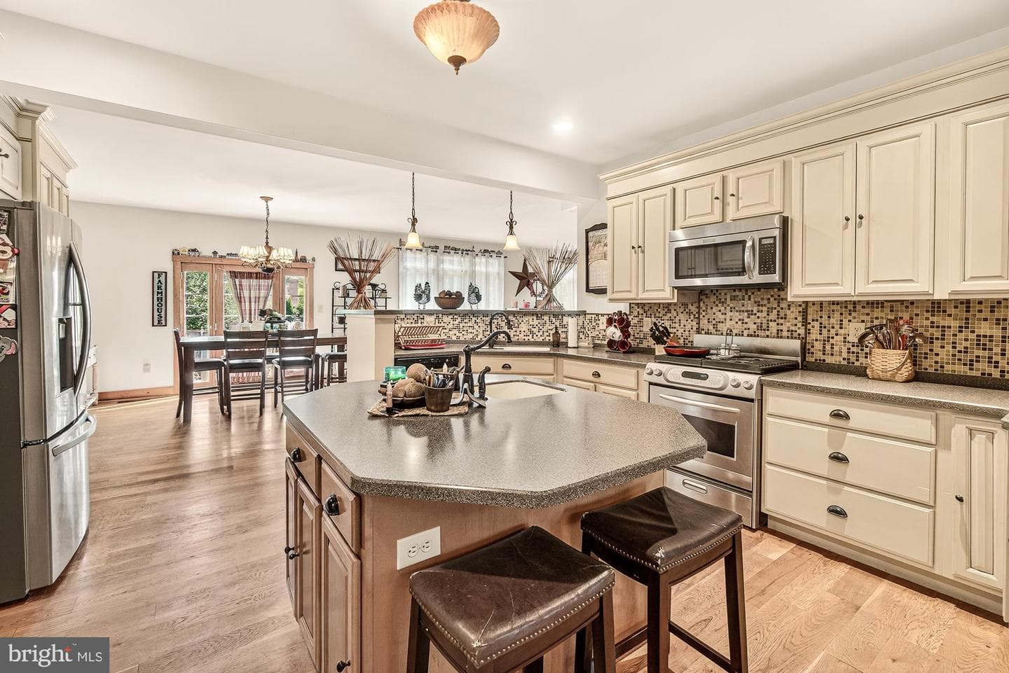 4948 Teen Barnes Road photo 12