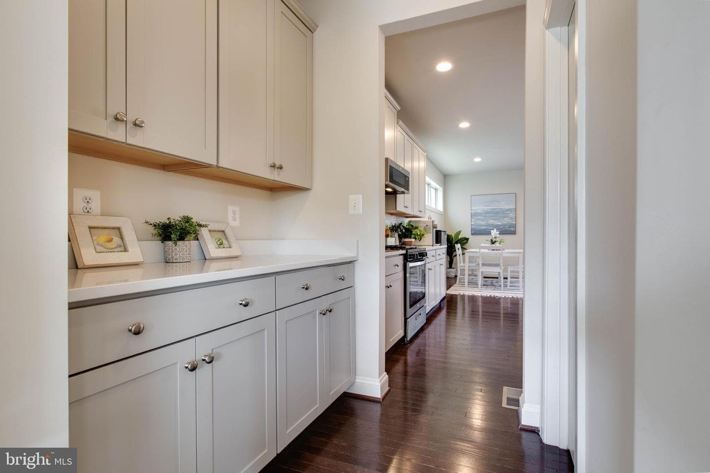4396 Shamrock Drive photo 14