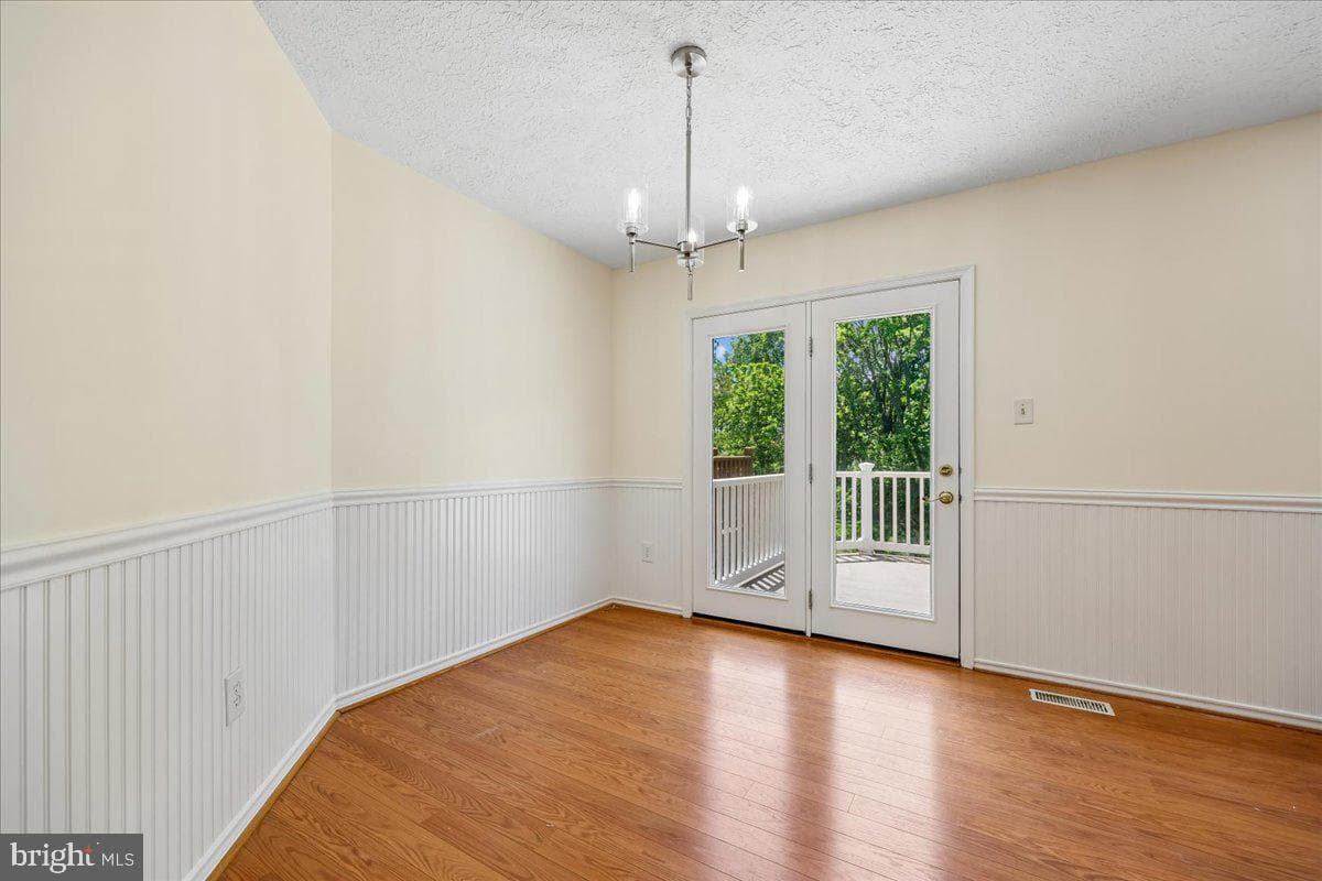 5481 Prince William Court photo 19