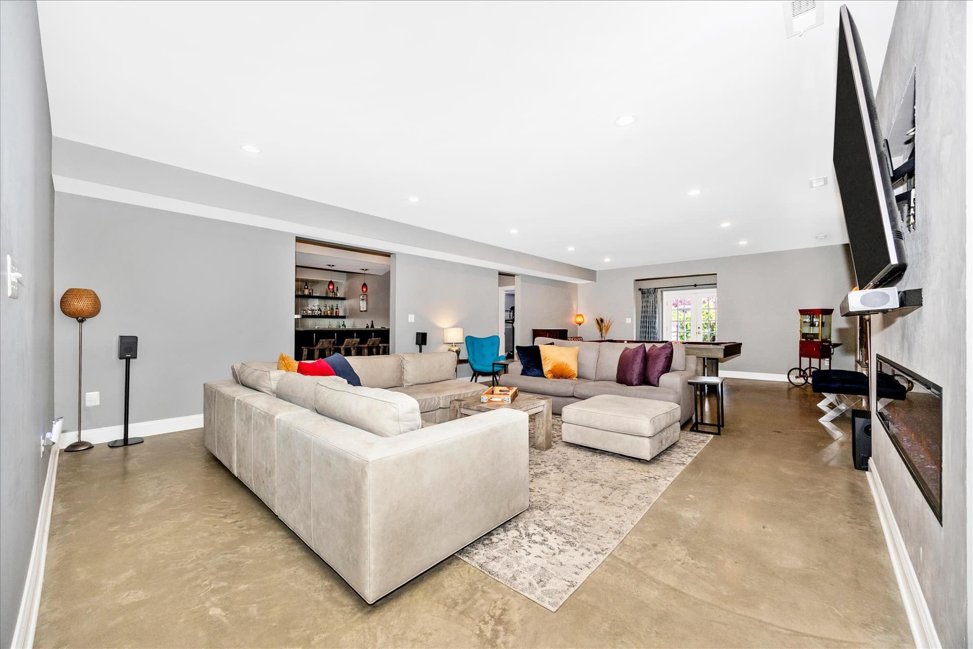 14746 New Windsor Road photo 37