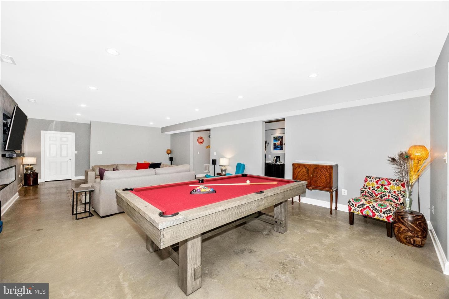 14746 New Windsor Road photo 45