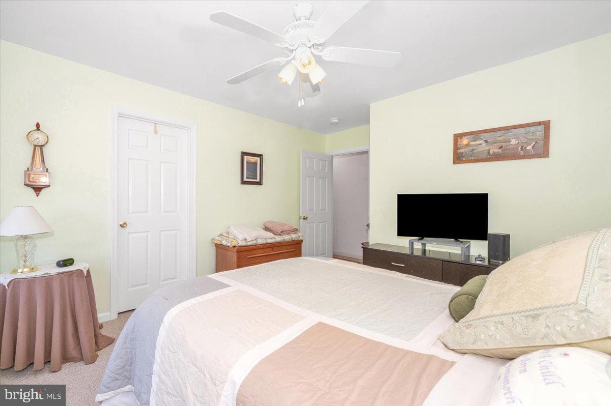 307 Washington Street photo 37