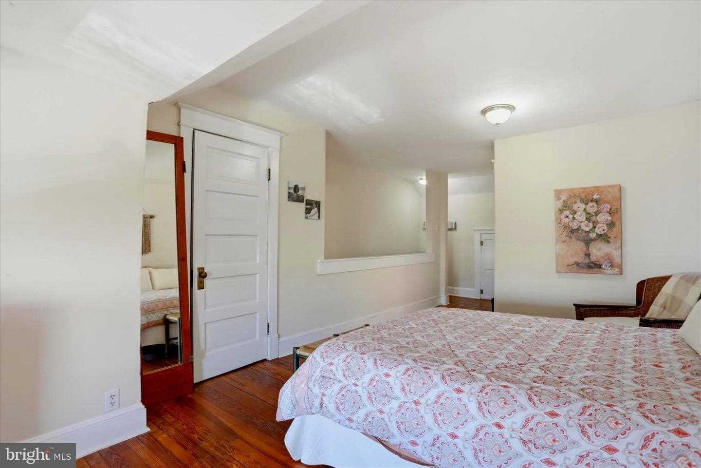520 Elm Street photo 22