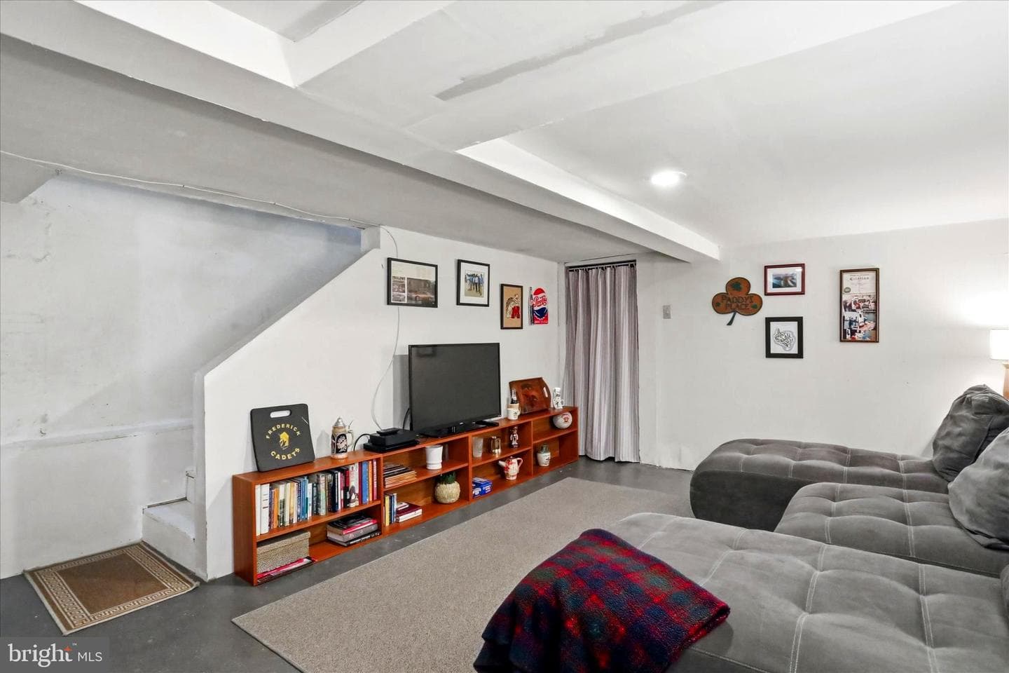 520 Elm Street photo 27