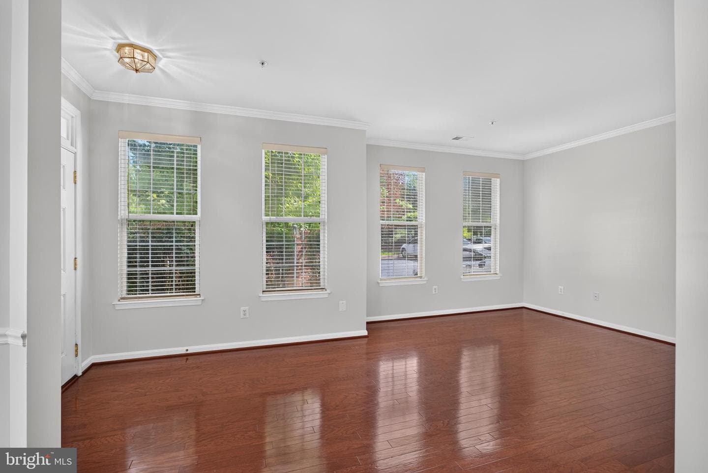 116 Mountain Creek Circle photo 4
