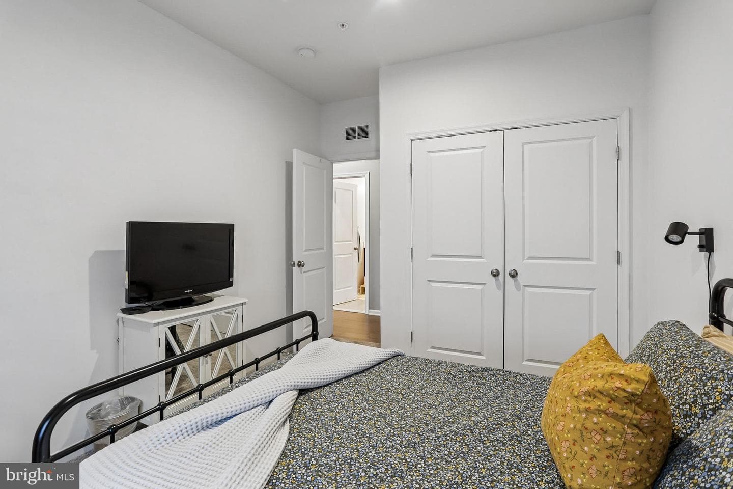 1109 Saxton Drive photo 33