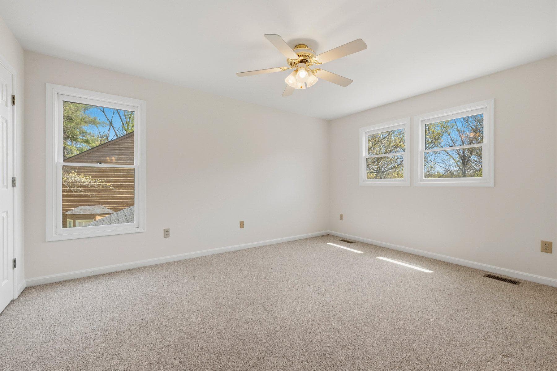 6934 Meadowlake Road photo 25