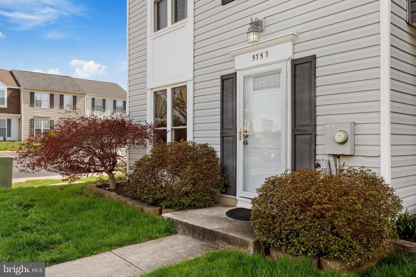 5757 Sunset View Lane photo 2