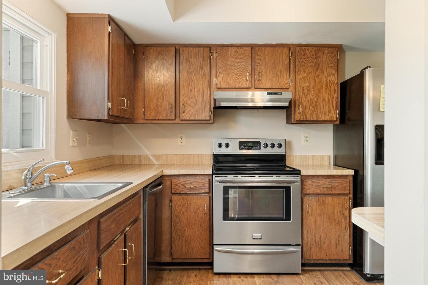 5757 Sunset View Lane photo 9