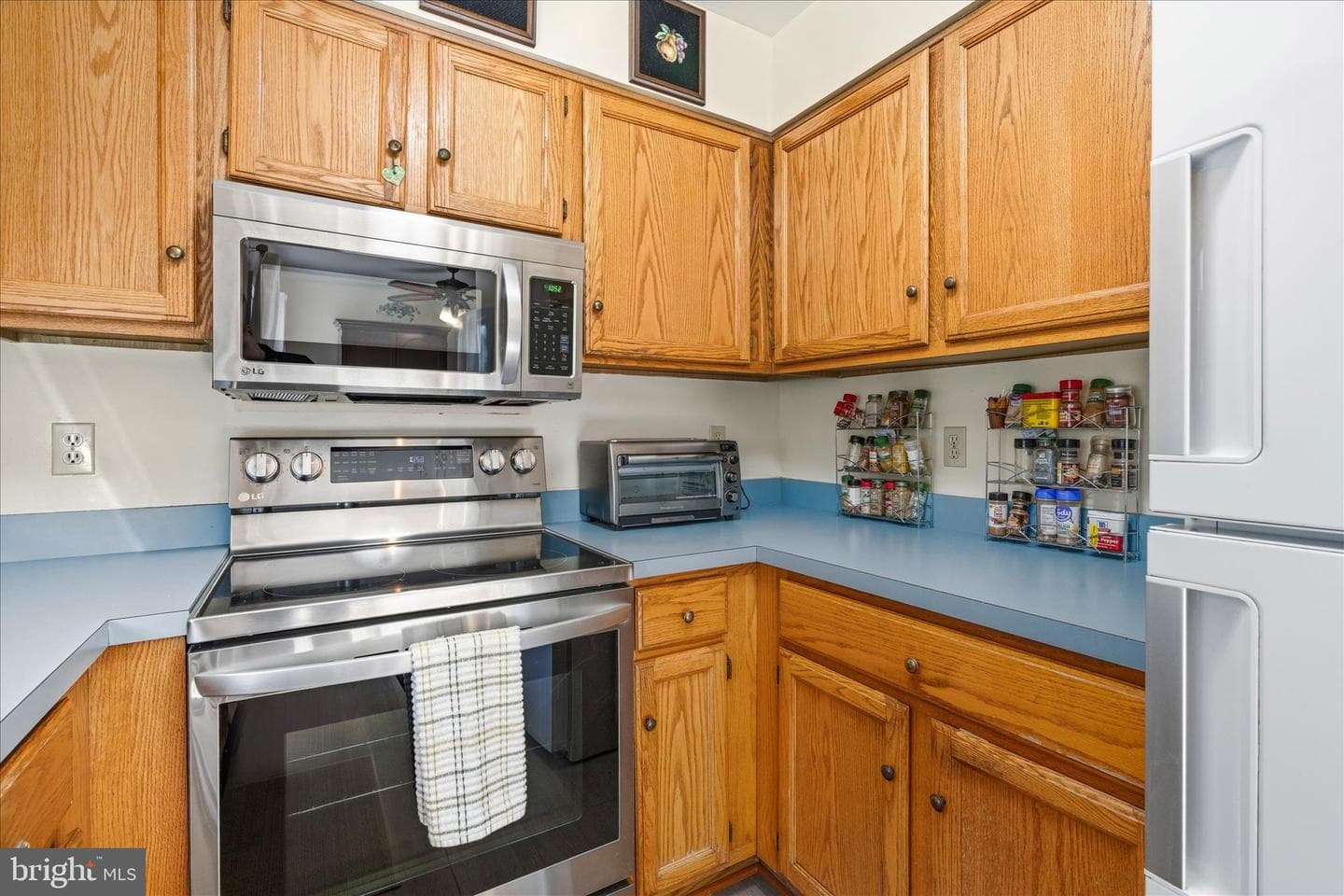 304 Washington Street photo 12