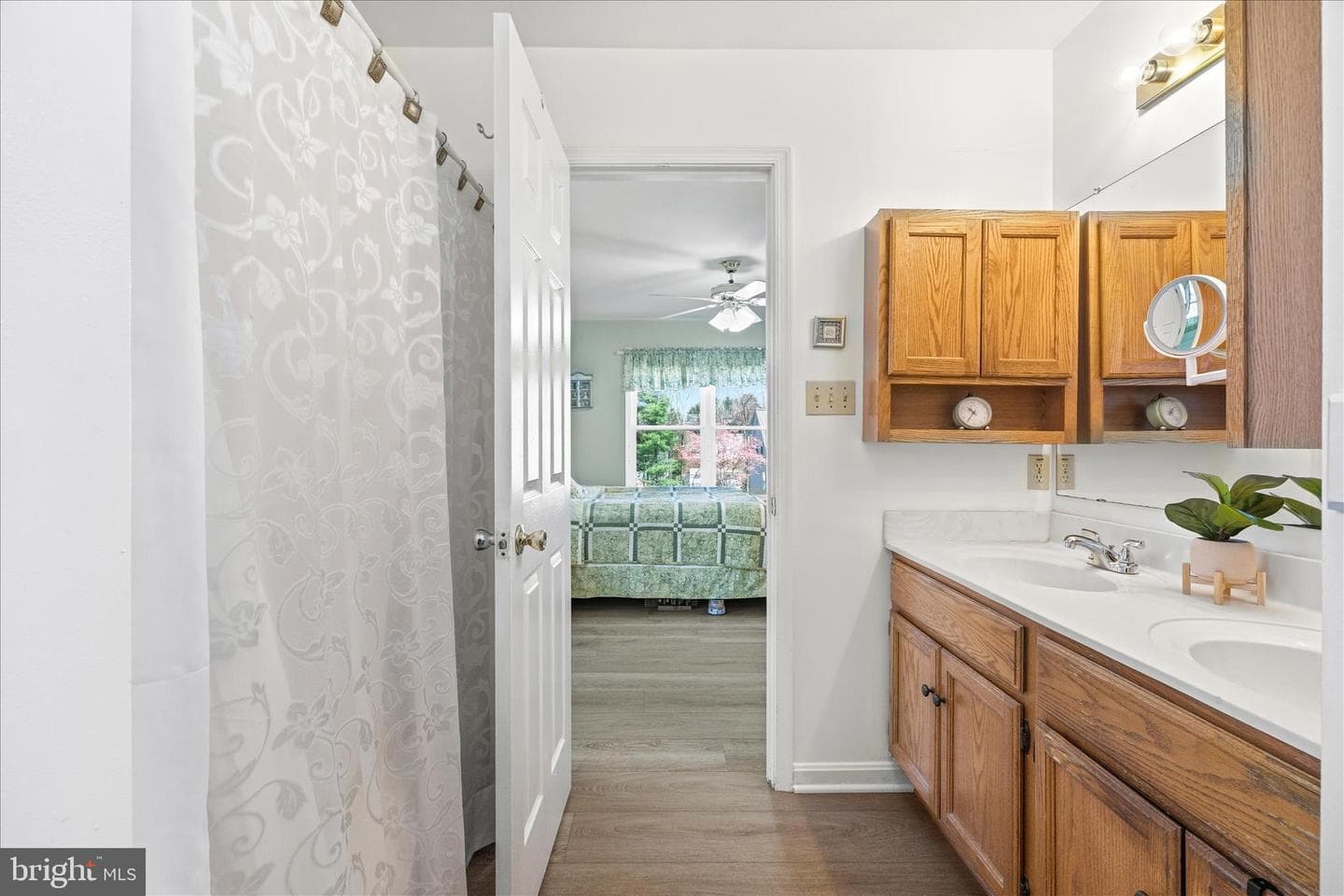 304 Washington Street photo 19