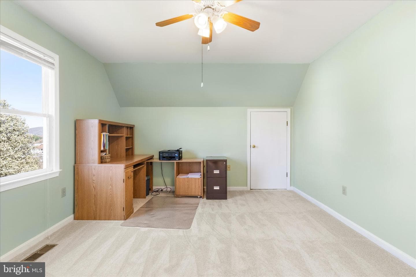 304 Washington Street photo 23
