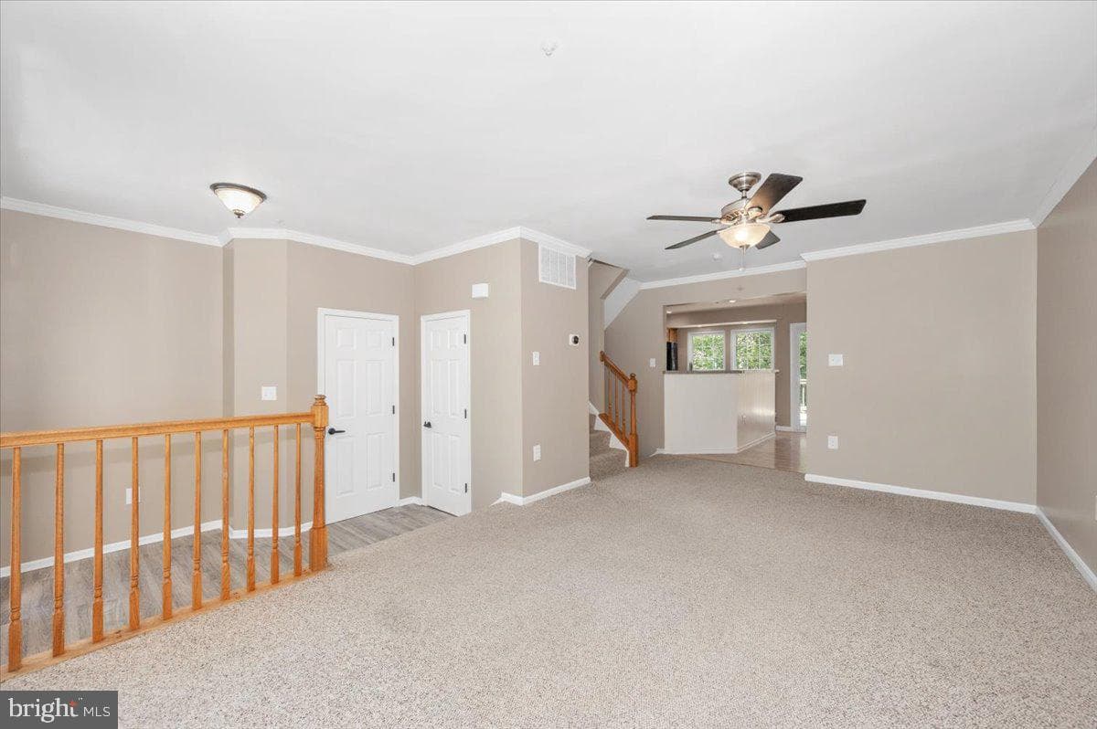 228 Heritage Court photo 11