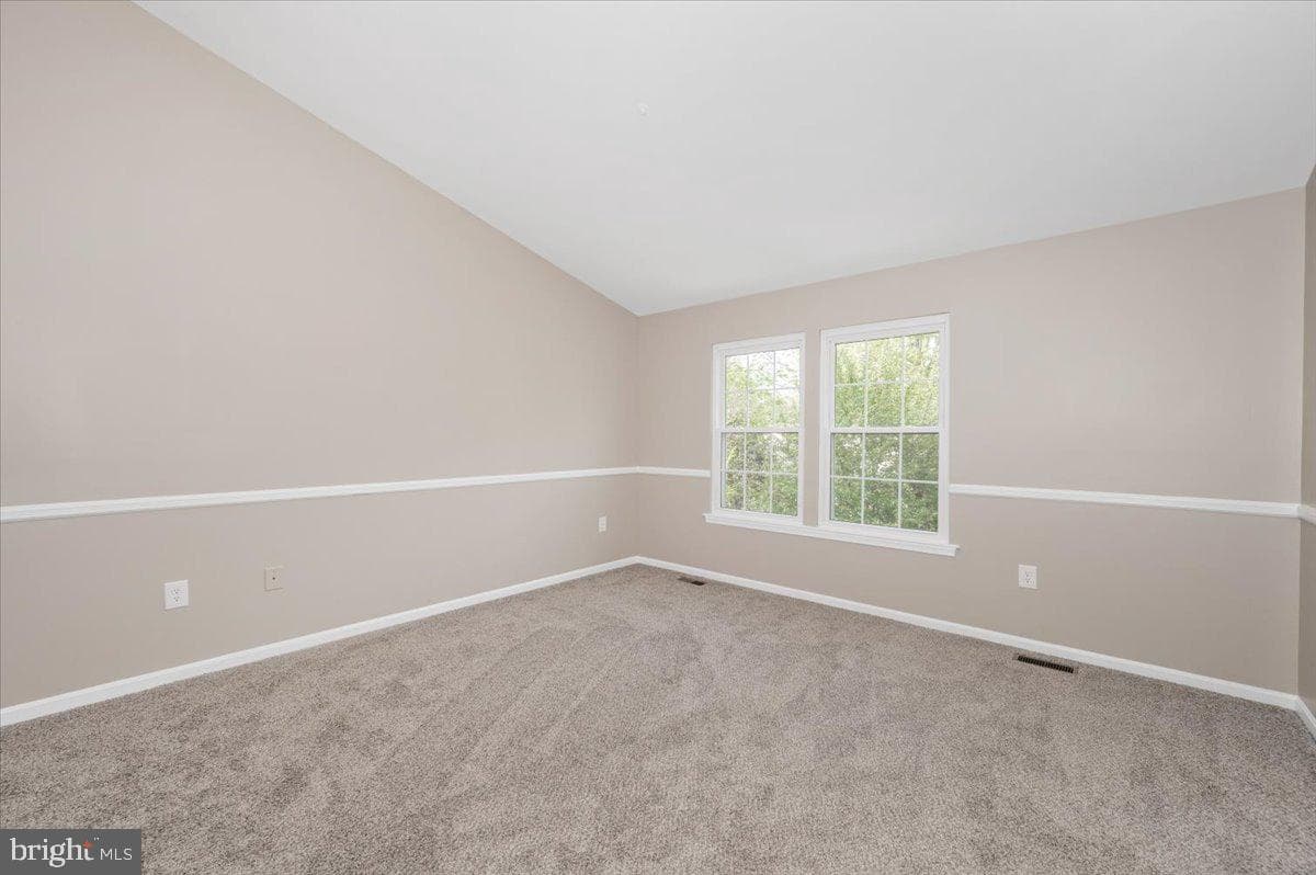 228 Heritage Court photo 28