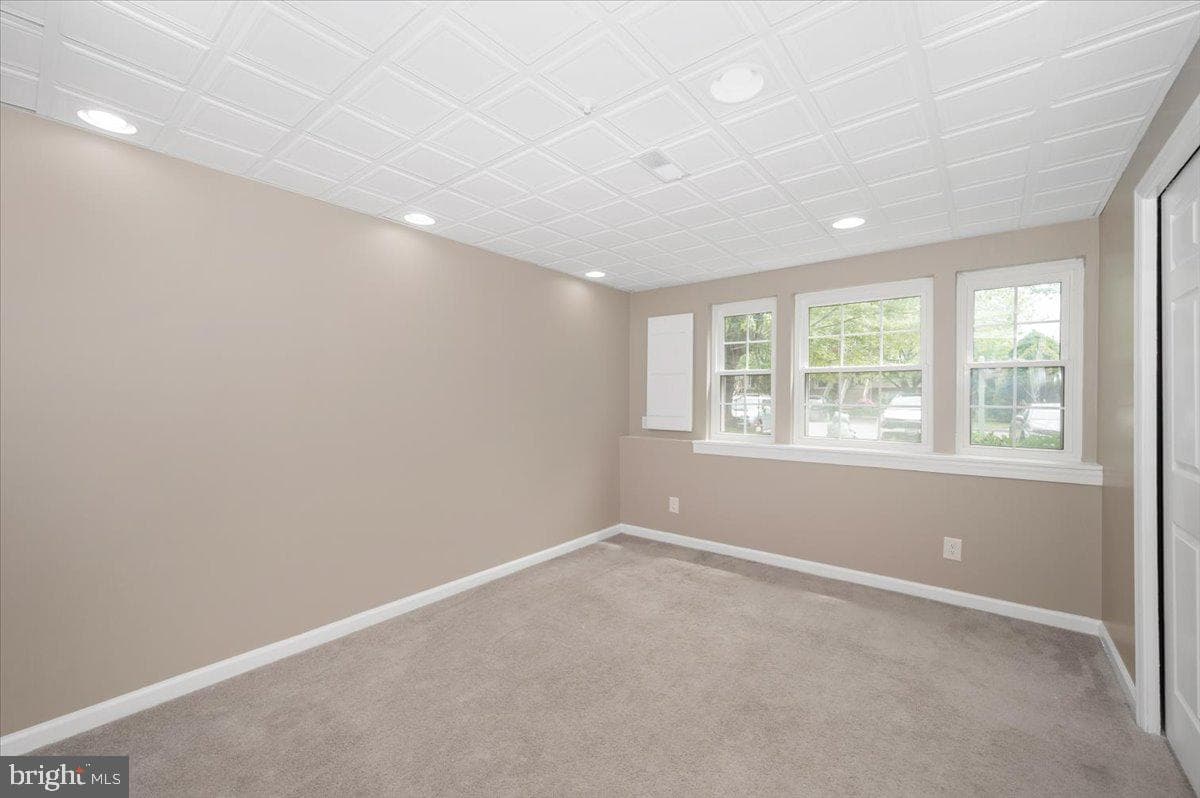 228 Heritage Court photo 42