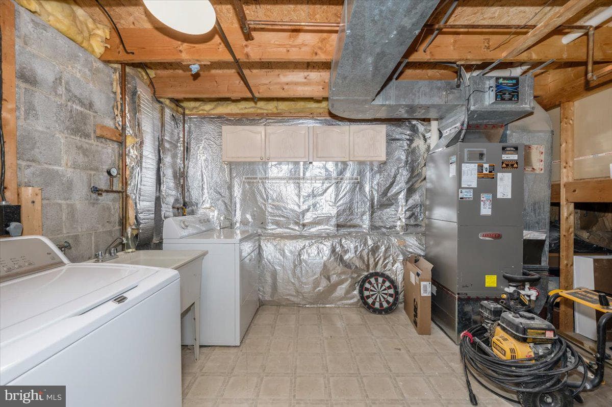 228 Heritage Court photo 46