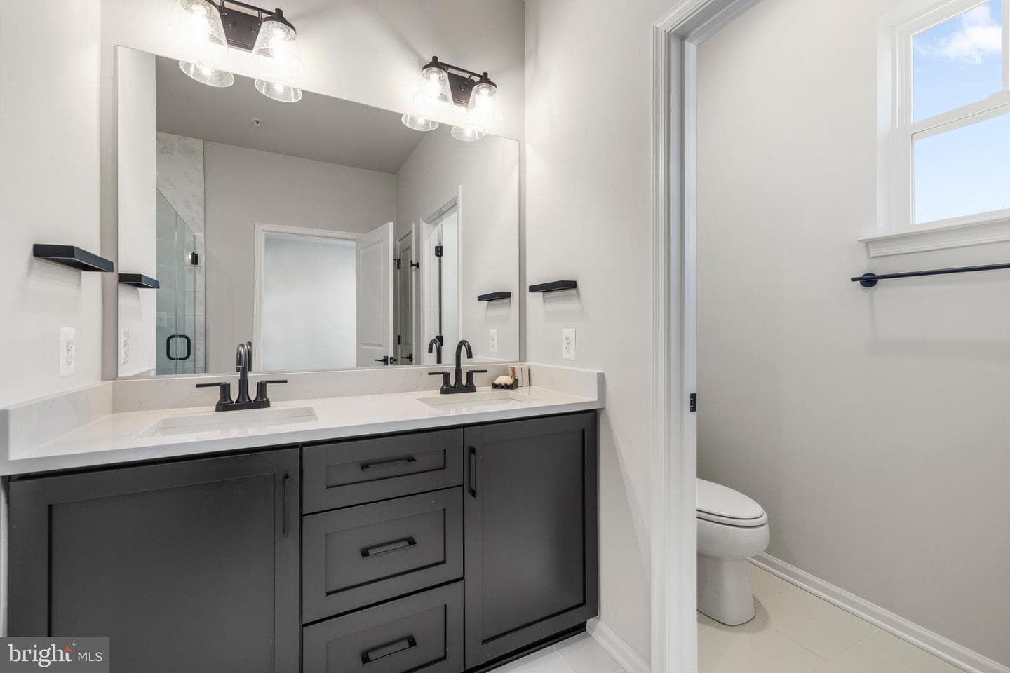 2132 Peace Lily Ln photo 22