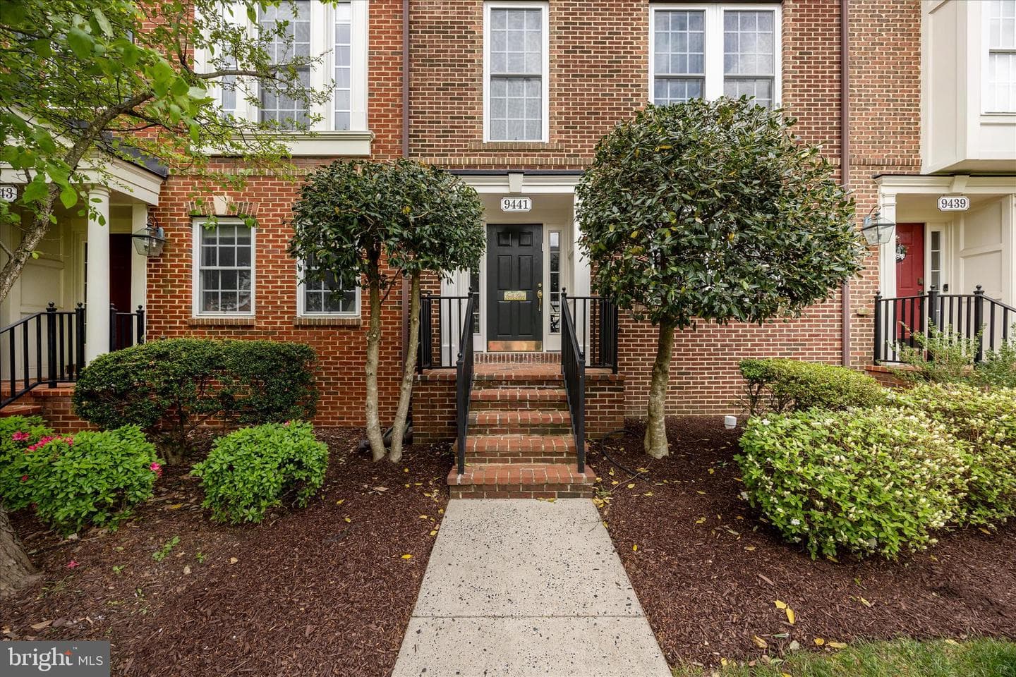 9441 Dunraven Street photo 3