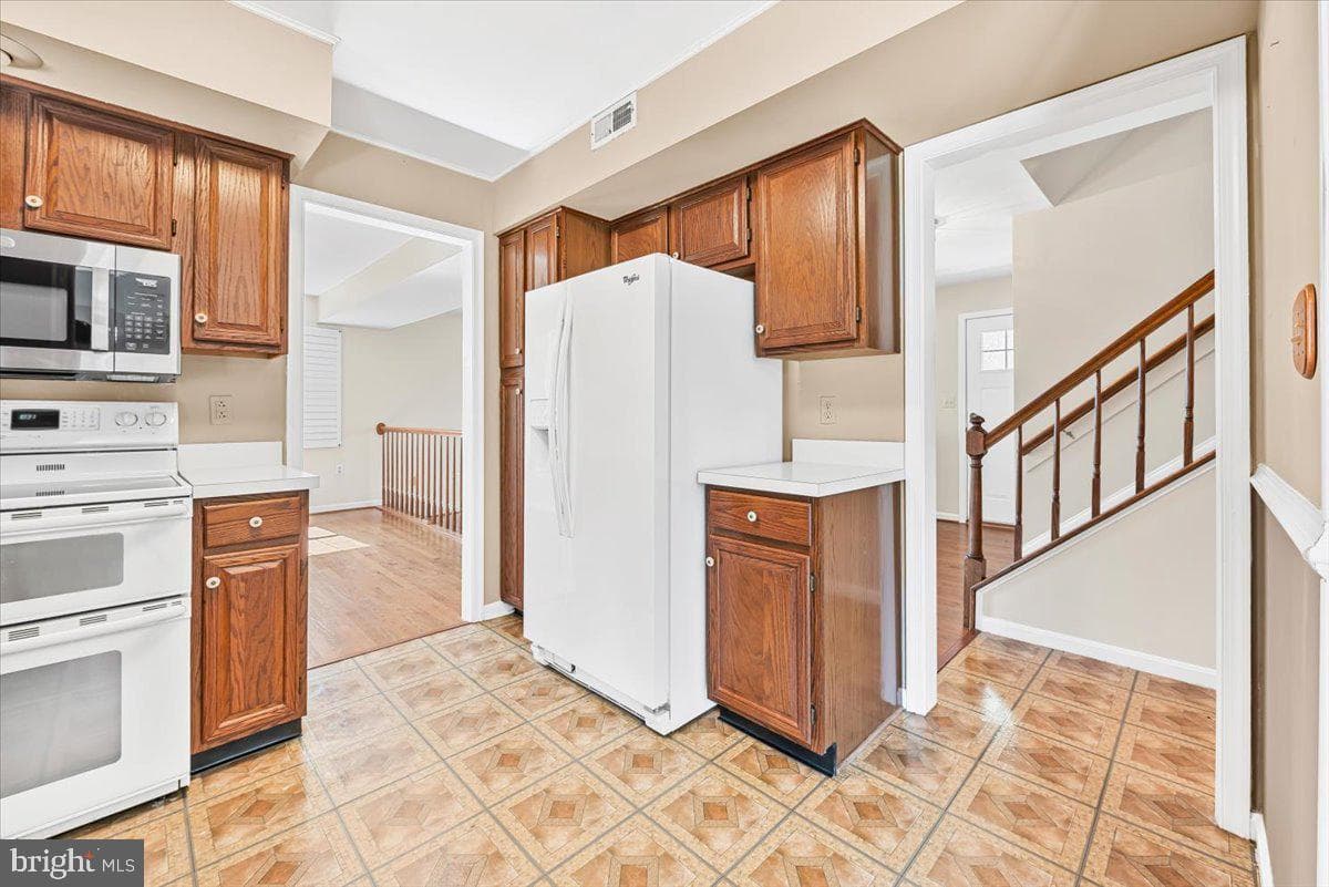 211 Deer Run Drive photo 13