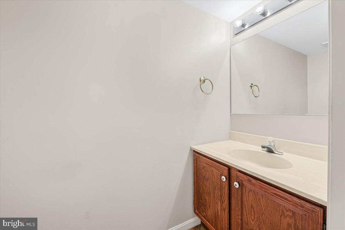 211 Deer Run Drive photo 19