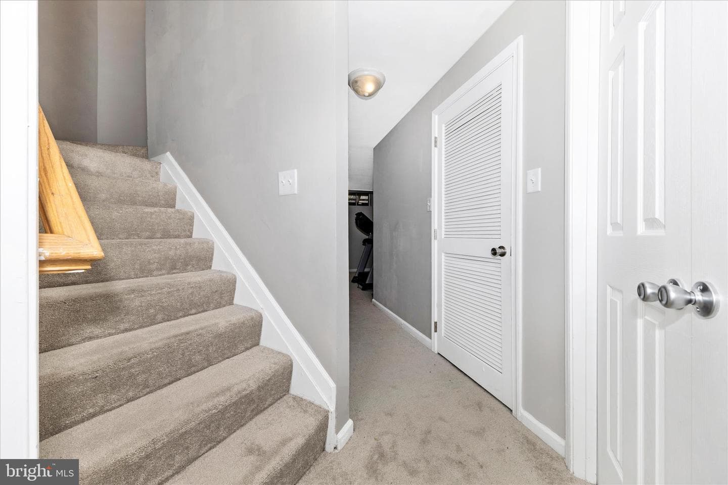 6107 Pine Ridge Terrace photo 29