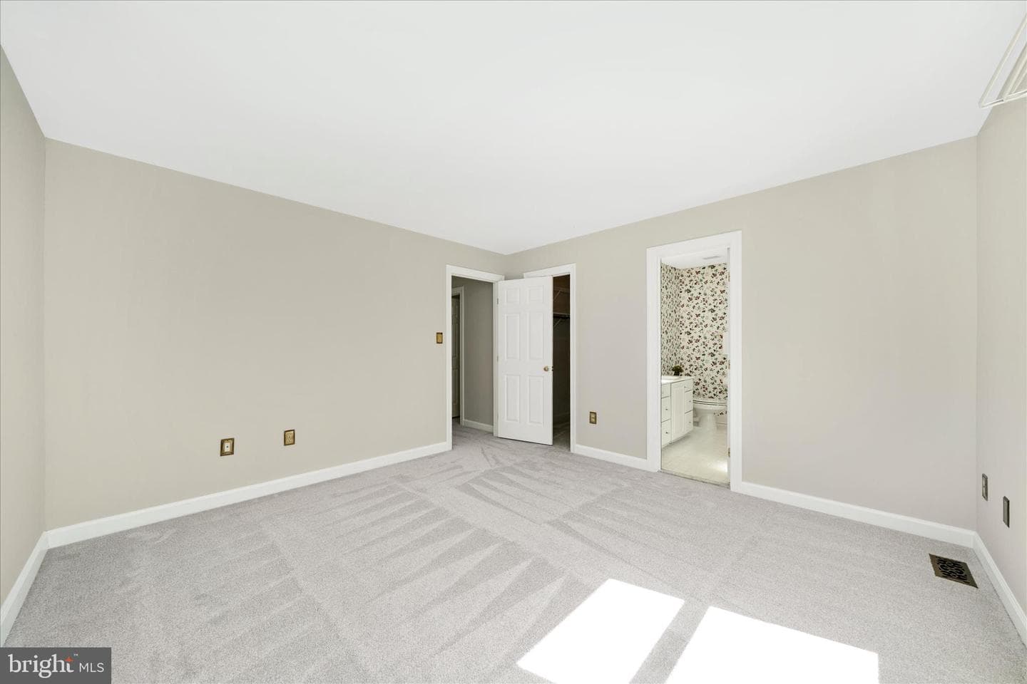 5246 Bamburg Court photo 30