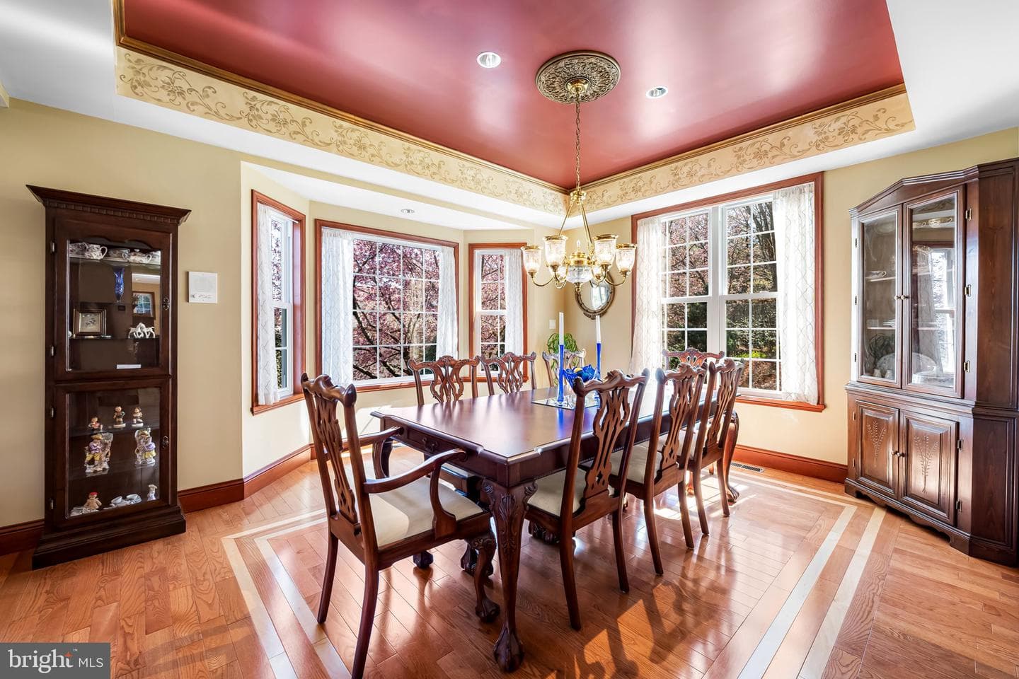 6815 Cherry Tree Court photo 13