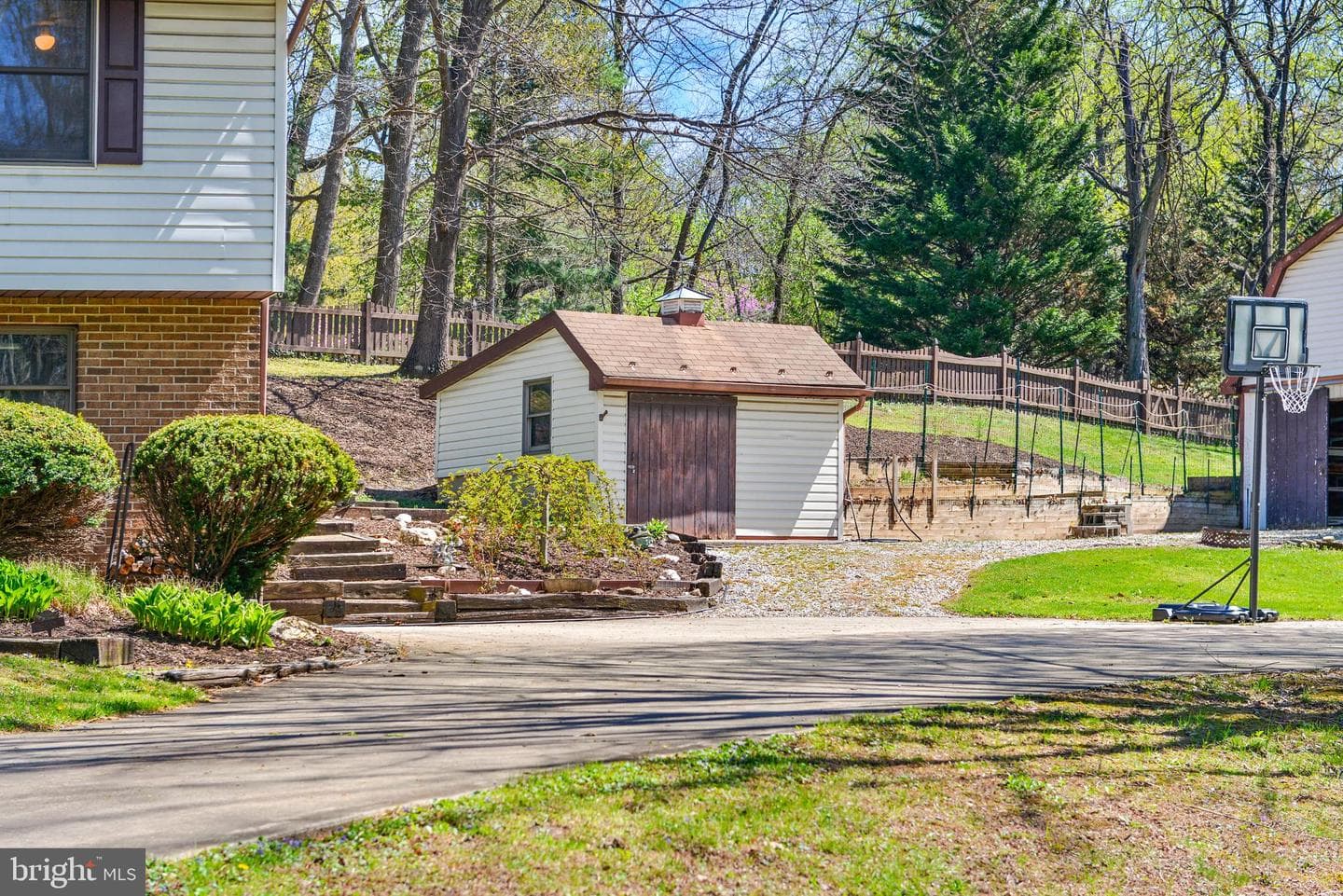 7914 Mount Pleasant Court E photo 56