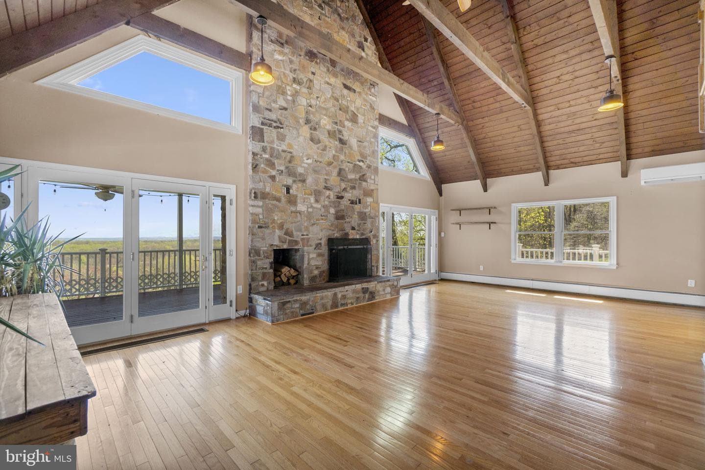 10812 Putman Road photo 2