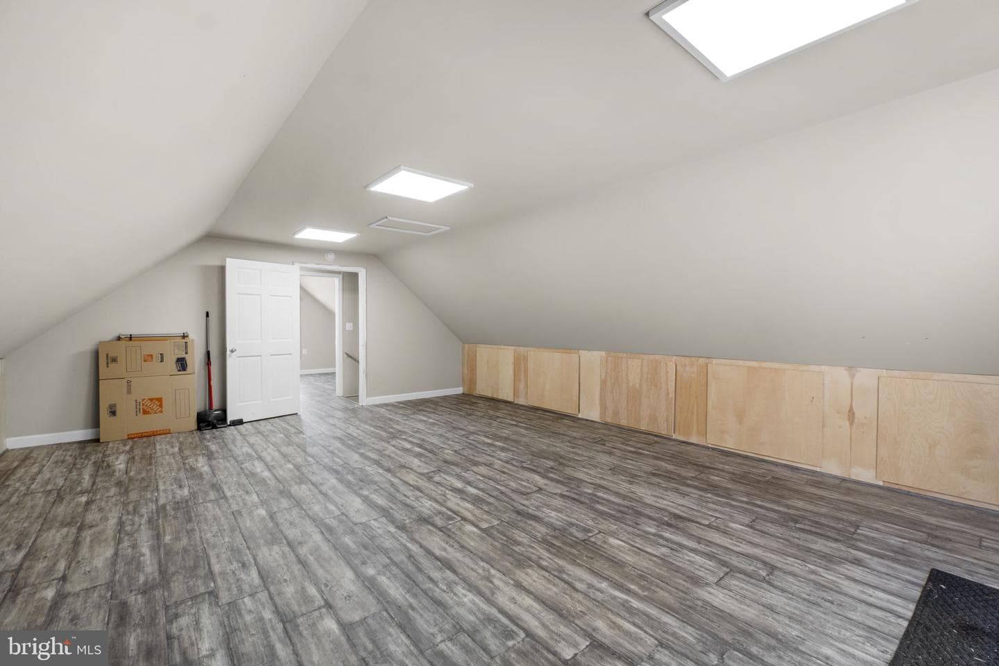 10812 Putman Road photo 50