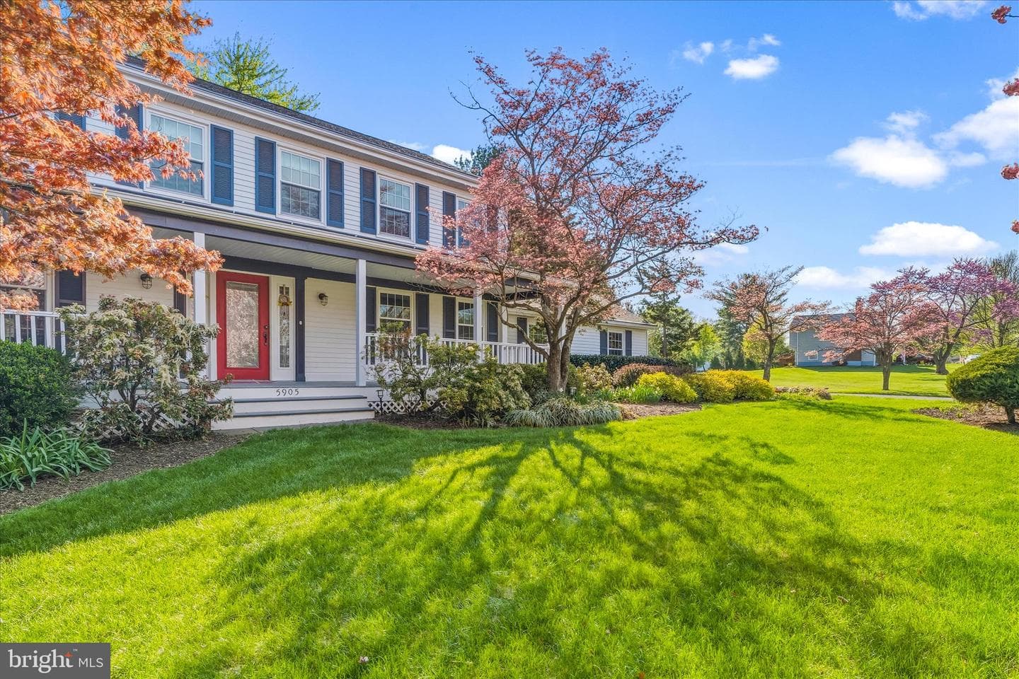 5905 Char Leigh Circle photo 4