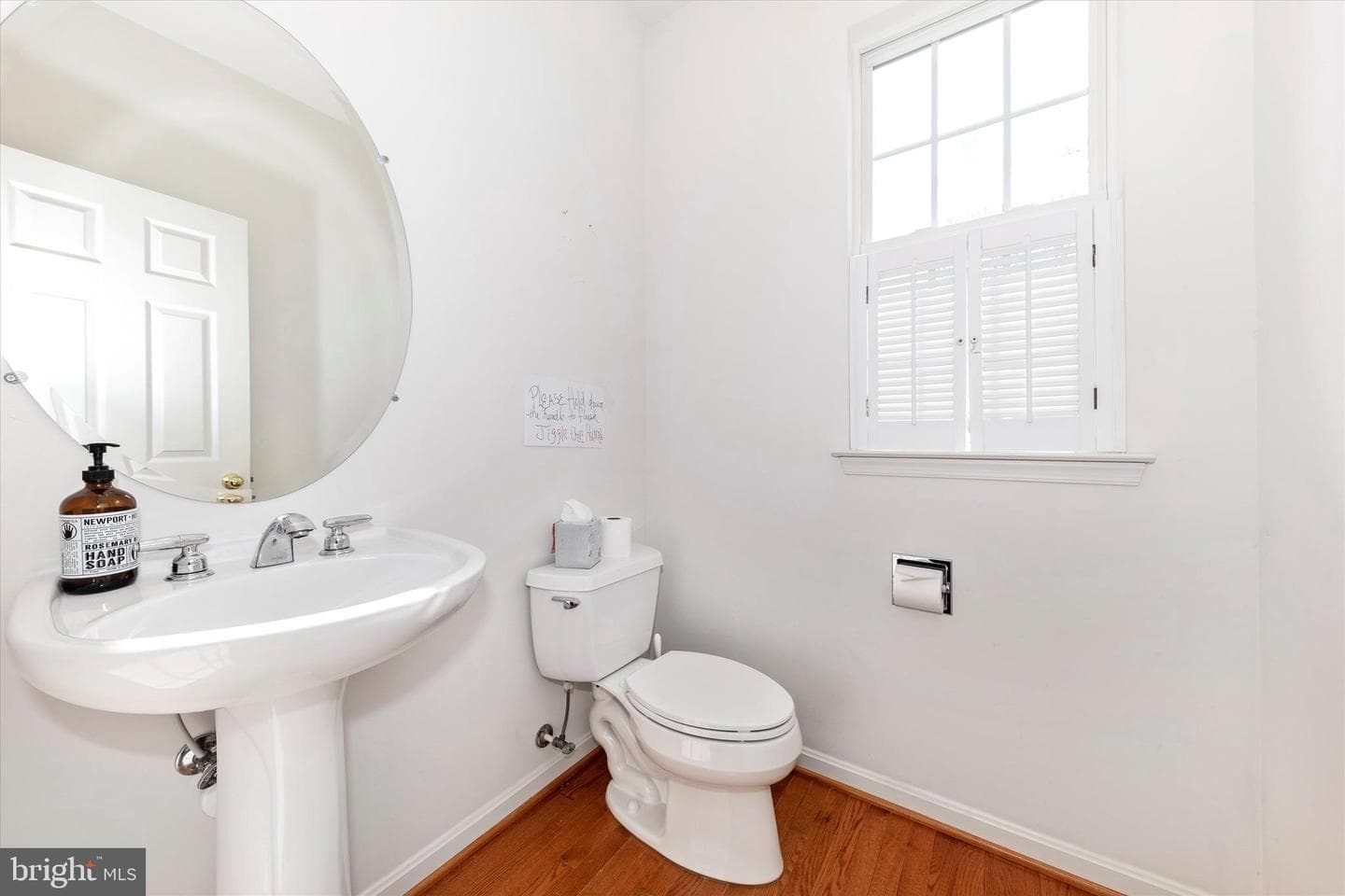 100 Sunlight Drive photo 12