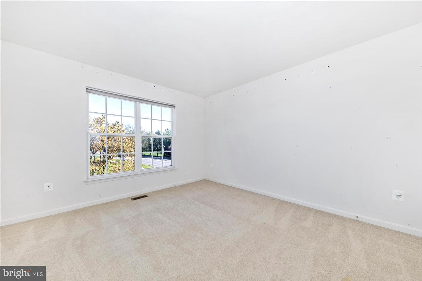 100 Sunlight Drive photo 19