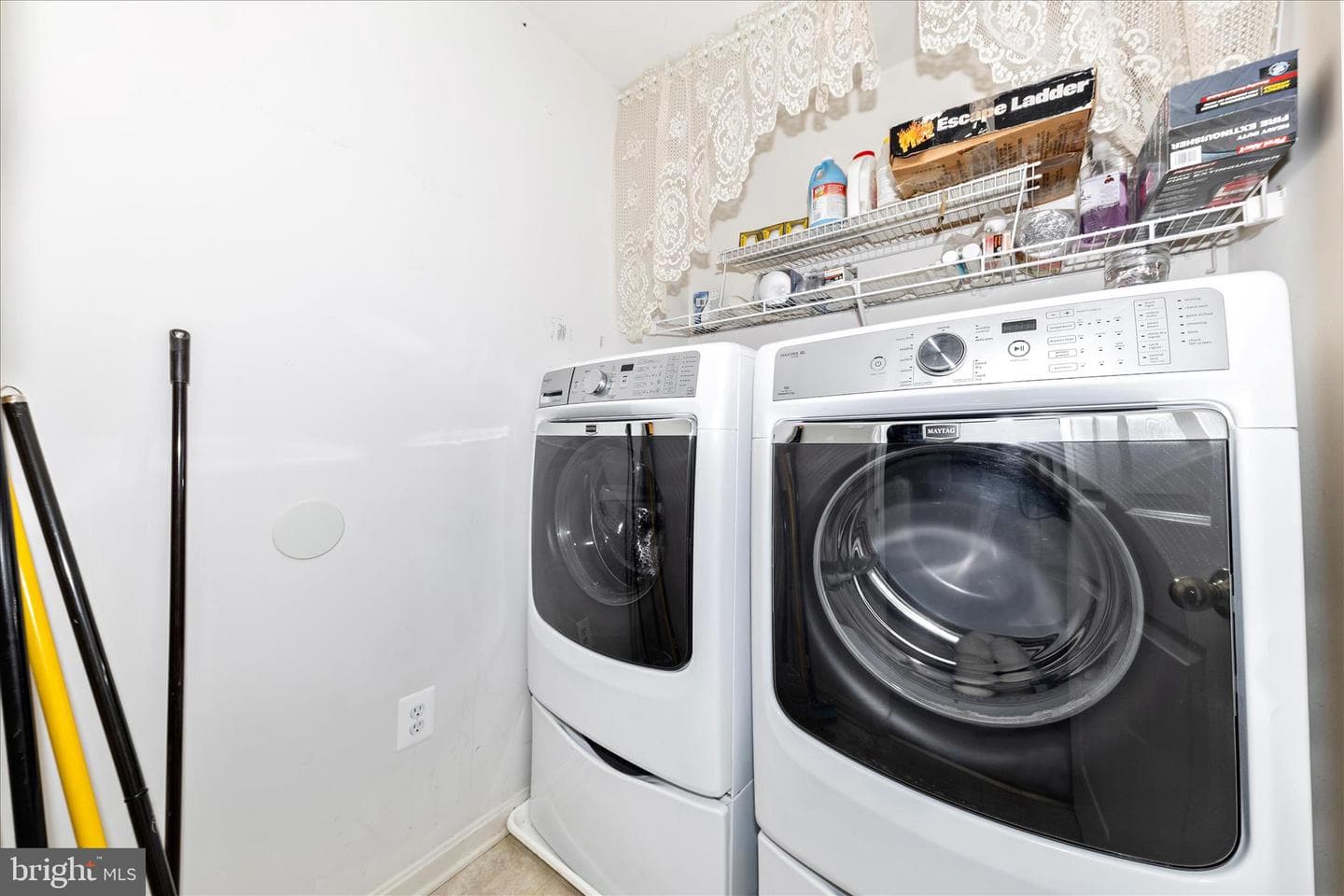 100 Sunlight Drive photo 65