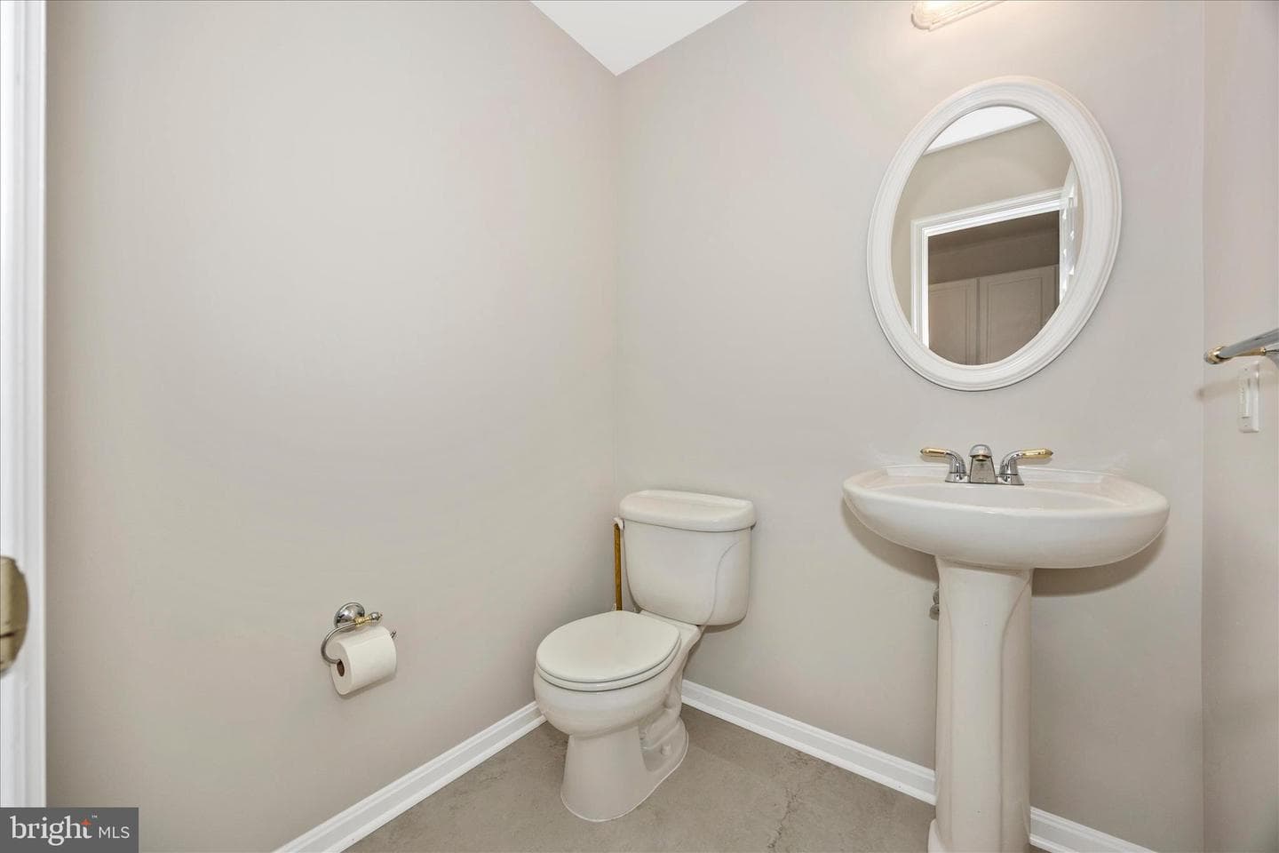 10393 Liberty Road photo 27