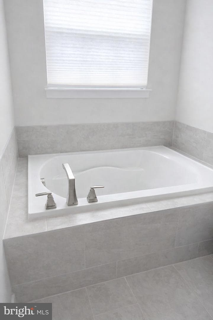 249 Edwin Rd photo 36