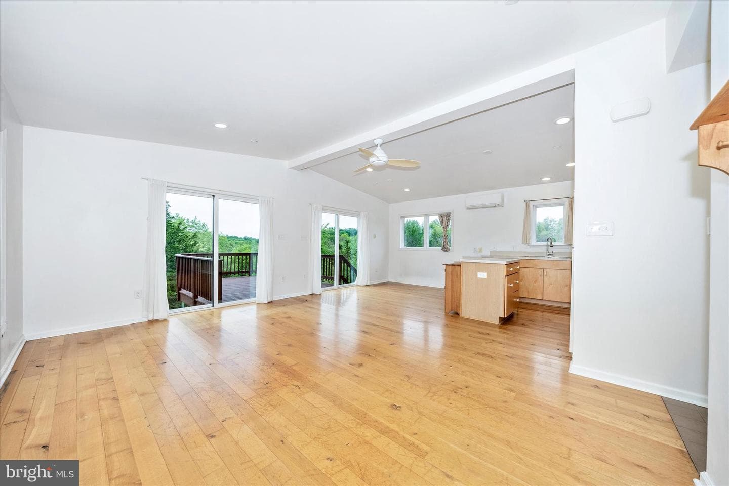 9930 Woodsboro Road photo 4