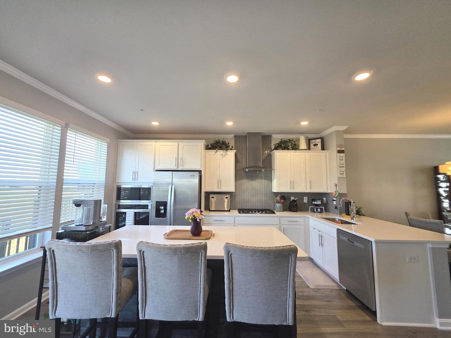 867 Amity Street photo 23