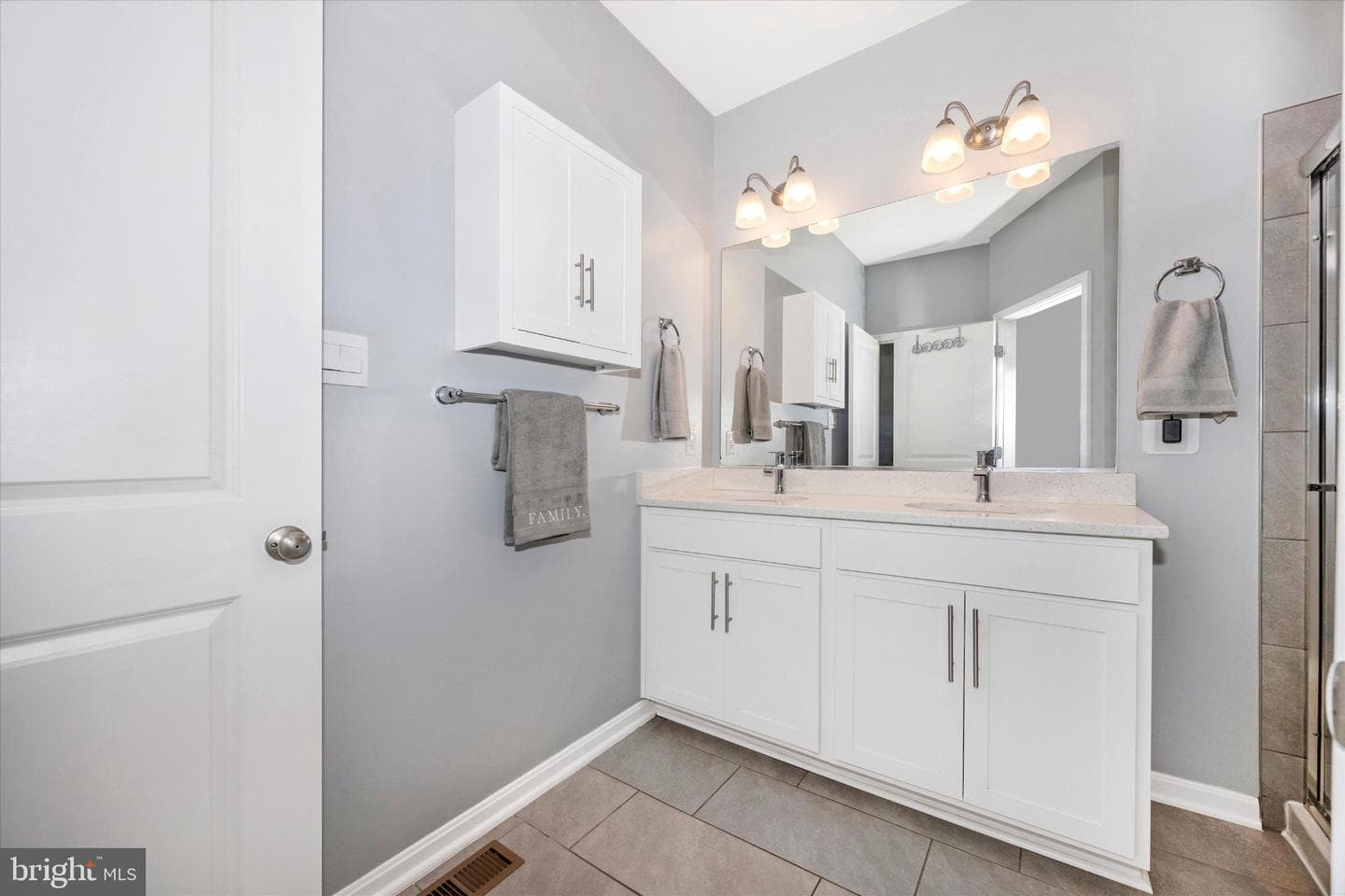 867 Amity Street photo 40