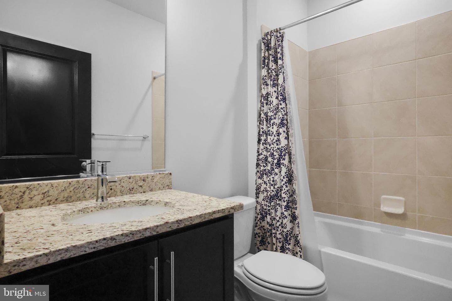 854 Amity Street photo 30